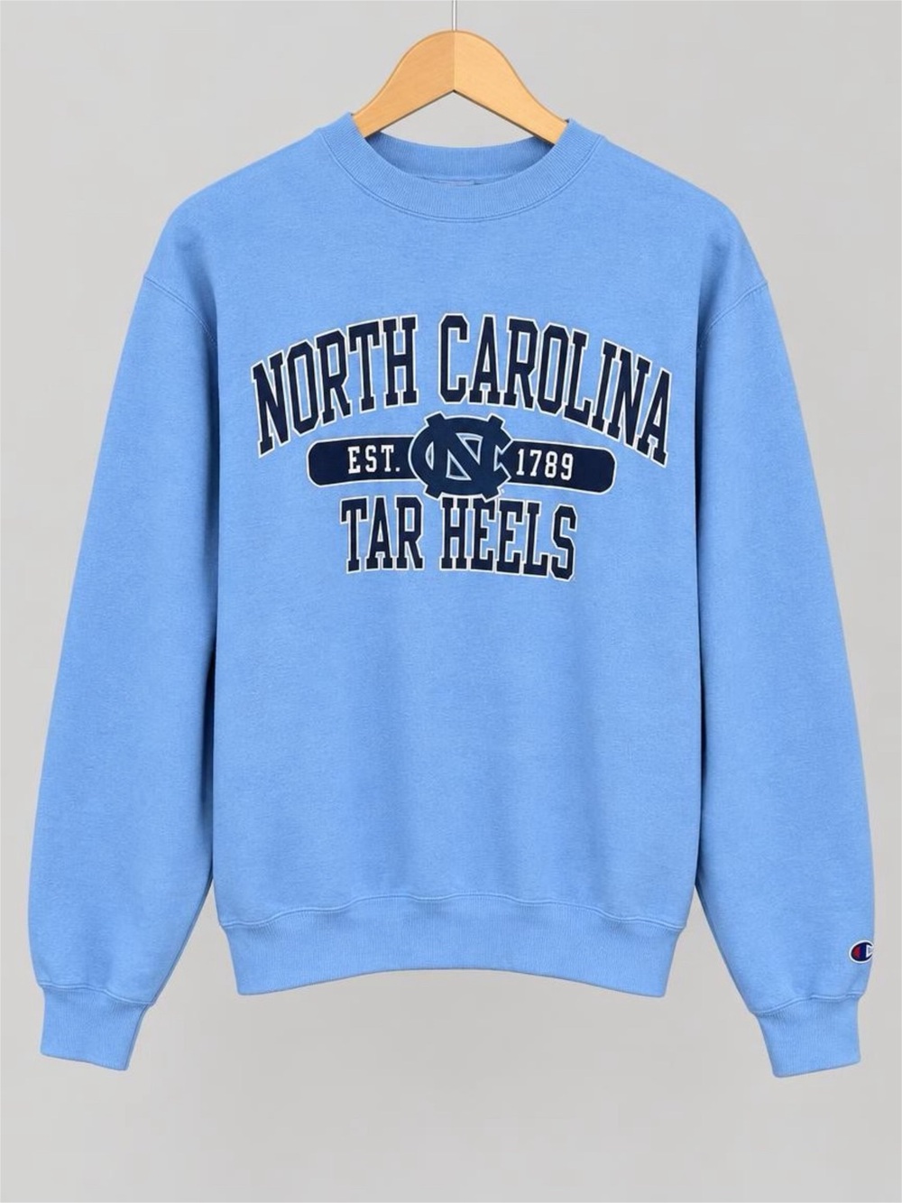 Champion Light Blue North Carolina Tar Heels Crewneck Sweatshirt - S